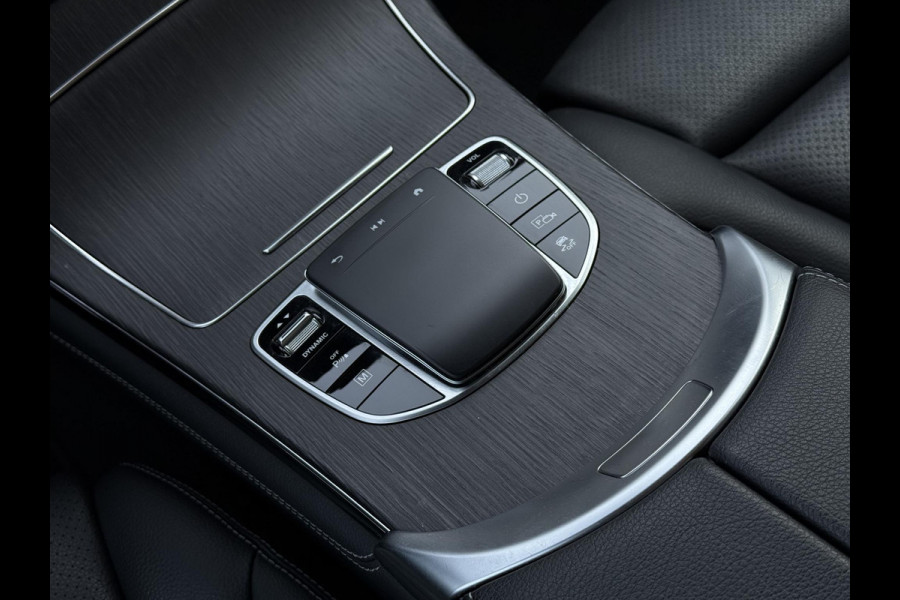 Mercedes-Benz GLC 300e Aut. 4MATIC Solution Luxury | Panorama | Trekhaak | Multi-Beam | Burmester |