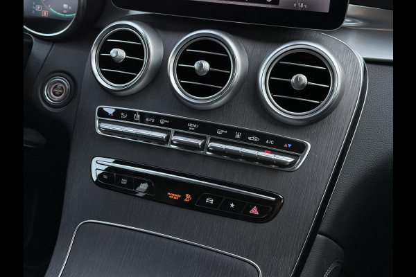 Mercedes-Benz GLC 300e Aut. 4MATIC Solution Luxury | Panorama | Trekhaak | Multi-Beam | Burmester |