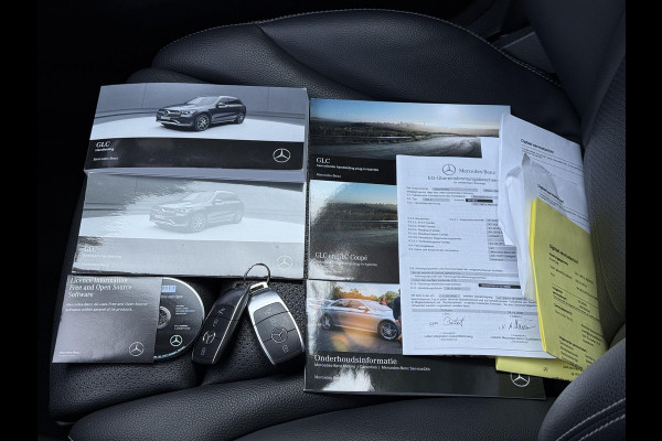 Mercedes-Benz GLC 300e Aut. 4MATIC Solution Luxury | Panorama | Trekhaak | Multi-Beam | Burmester |