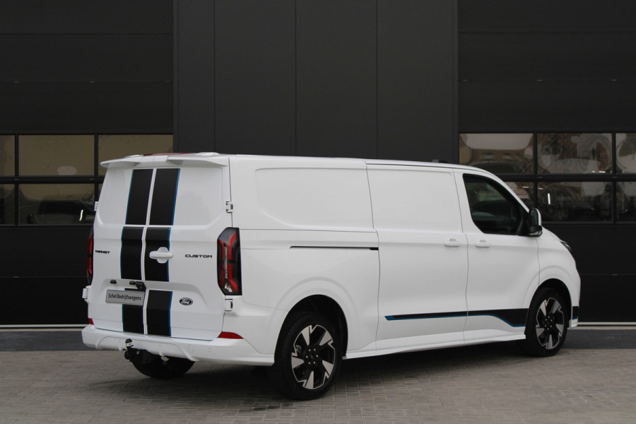 Ford Transit Custom 300 2.0 TDCI L2H1 Sport 170pk - 2x Schuifdeur - Trekhaak - ACC - 19'' LM Velgen - 70L Tank - Navi - Camera - Stoel & Stuurverwar