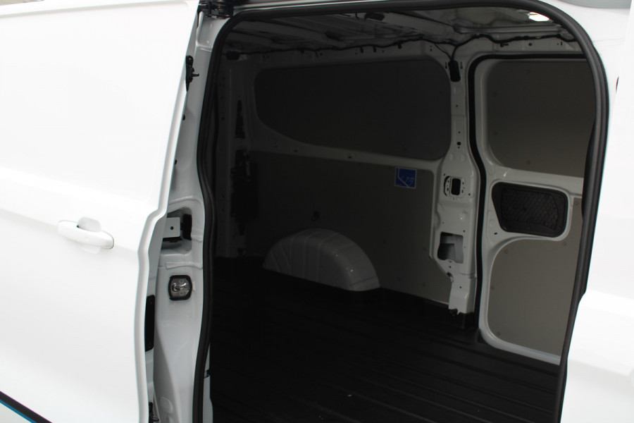 Ford Transit Custom 300 2.0 TDCI L2H1 Sport 170pk - 2x Schuifdeur - Trekhaak - ACC - 19'' LM Velgen - 70L Tank - Navi - Camera - Stoel & Stuurverwar