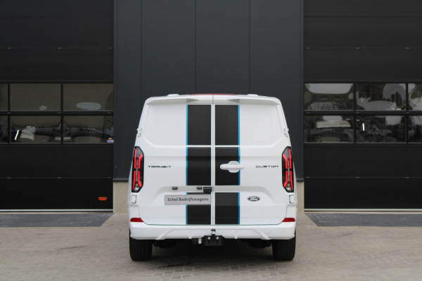 Ford Transit Custom 300 2.0 TDCI L2H1 Sport 170pk - 2x Schuifdeur - Trekhaak - ACC - 19'' LM Velgen - 70L Tank - Navi - Camera - Stoel & Stuurverwar
