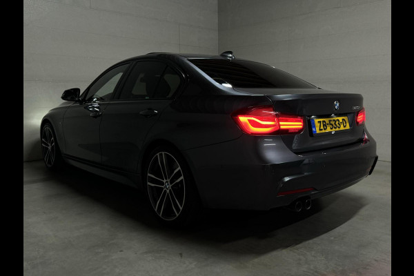 BMW 3-serie 320i M-Sport Pano Leer HUD CarPlay Camera Trekh. NAP