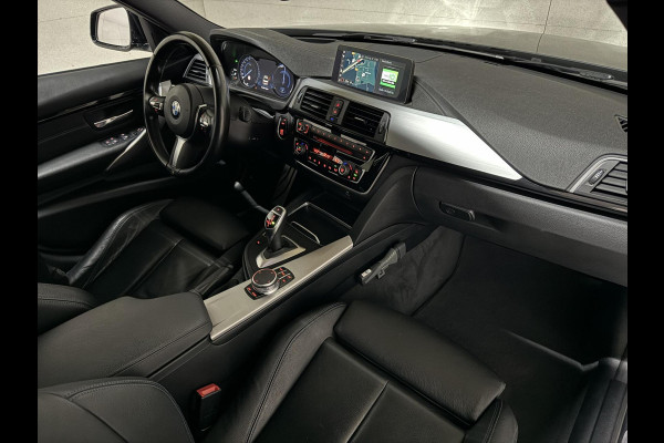 BMW 3-serie 320i M-Sport Pano Leer HUD CarPlay Camera Trekh. NAP