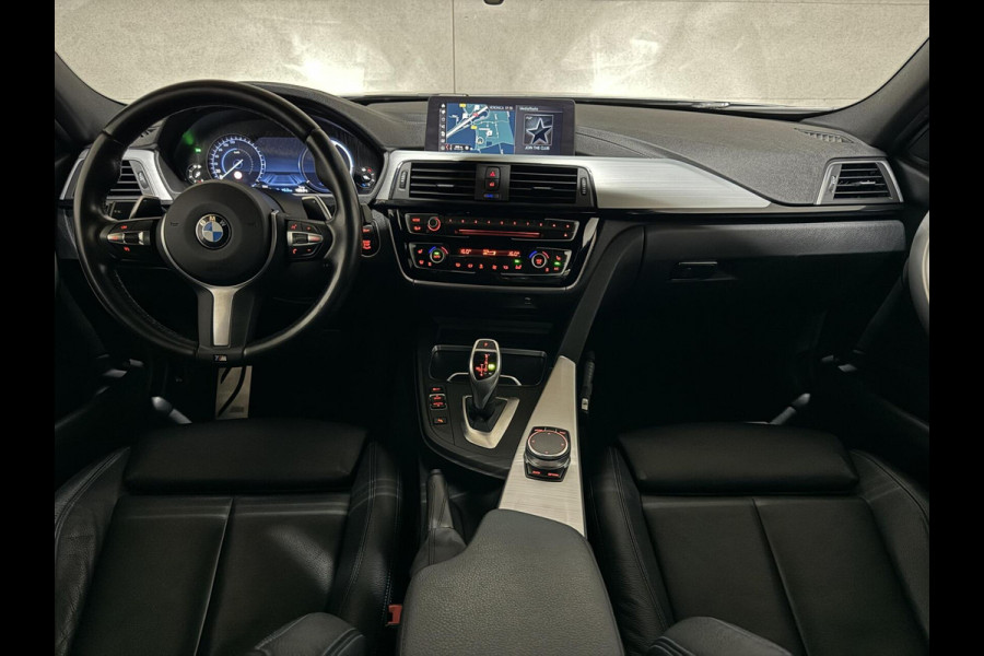 BMW 3-serie 320i M-Sport Pano Leer HUD CarPlay Camera Trekh. NAP