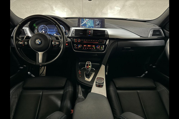 BMW 3-serie 320i M-Sport Pano Leer HUD CarPlay Camera Trekh. NAP