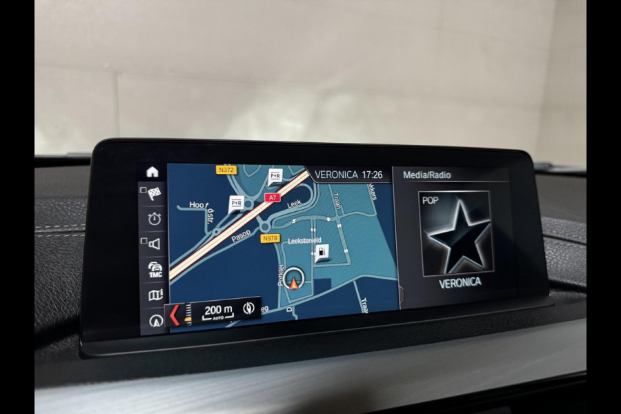 BMW 3-serie 320i M-Sport Pano Leer HUD CarPlay Camera Trekh. NAP