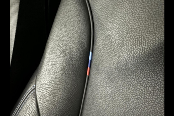 BMW 3-serie 320i M-Sport Pano Leer HUD CarPlay Camera Trekh. NAP