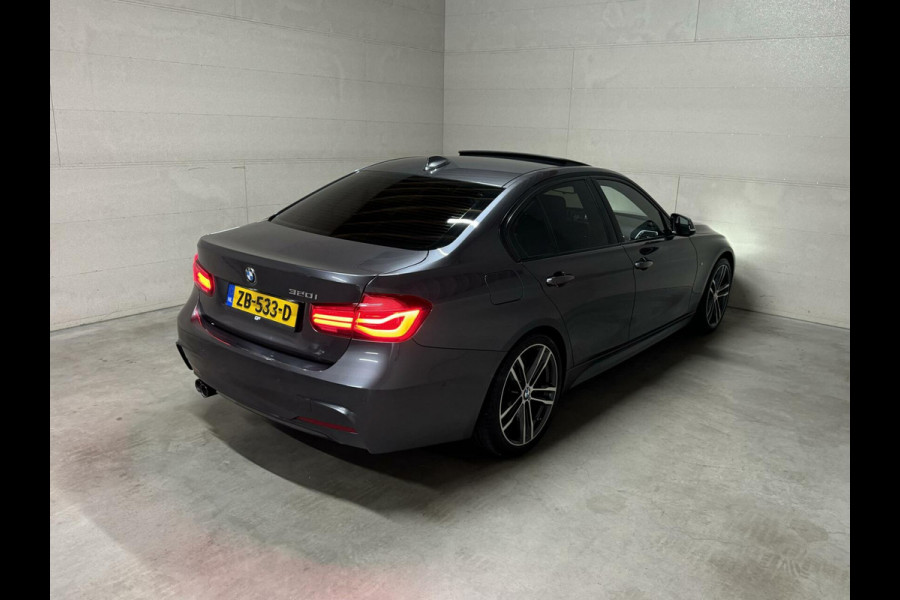 BMW 3-serie 320i M-Sport Pano Leer HUD CarPlay Camera Trekh. NAP