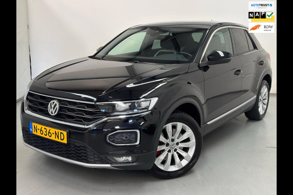 Volkswagen T-Roc 1.5 TSI Sport / Aut / Trekhaak / ACC / Clima