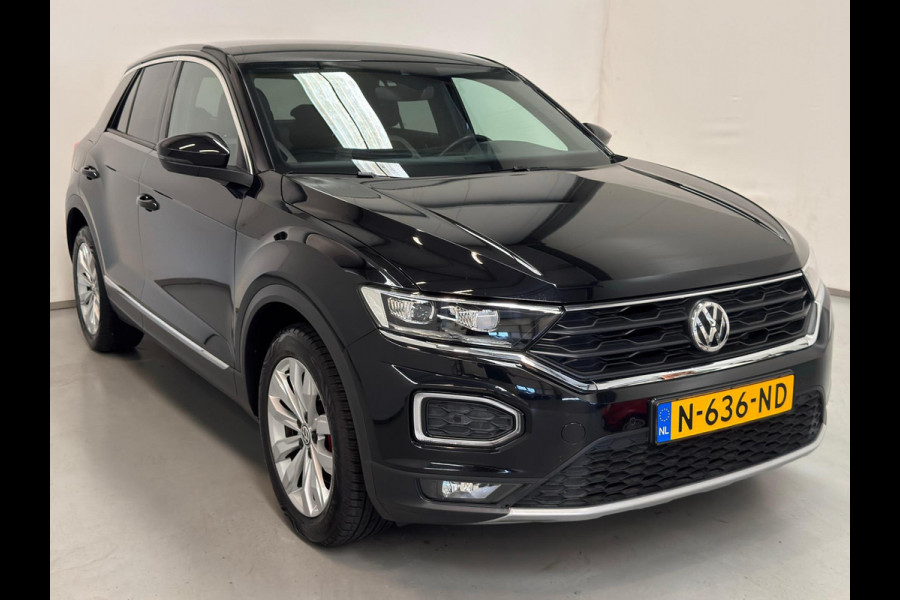 Volkswagen T-Roc 1.5 TSI Sport / Aut / Trekhaak / ACC / Clima