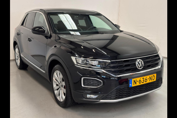 Volkswagen T-Roc 1.5 TSI Sport / Aut / Trekhaak / ACC / Clima