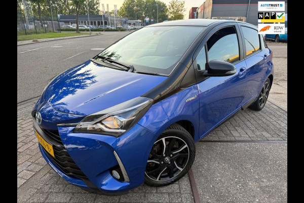 Toyota Yaris 1.5 Hybrid Bi-Tone 136PK NAVI CLIMA NAP LANE-ASSIST KEYLESS