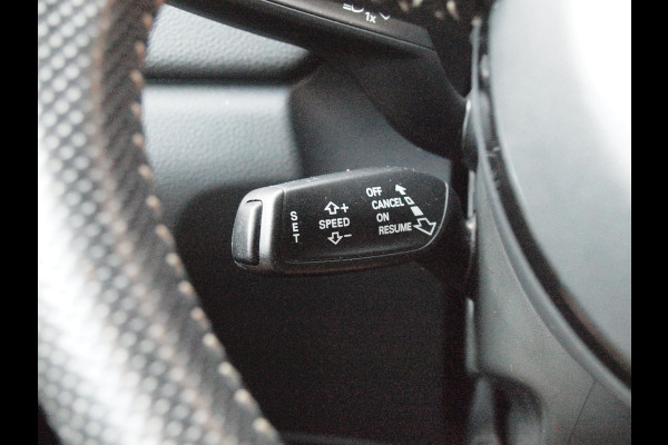 Audi Q3 2.0 TFSI quattro Sport Pro Line S | Automaat | Cruise Control | Parkeersensoren | Stoelverwarming |
