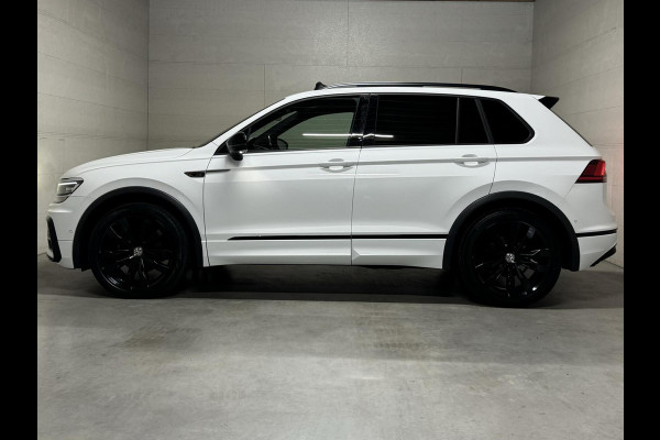Volkswagen Tiguan 1.5 TSI R-Line Black Edition Pano Virtual Carplay NAP