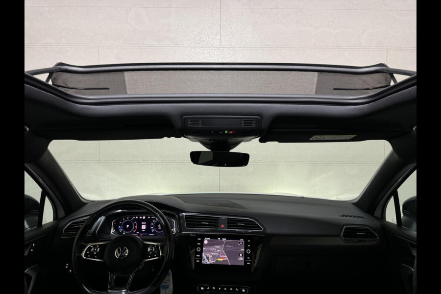 Volkswagen Tiguan 1.5 TSI R-Line Black Edition Pano Virtual Carplay NAP