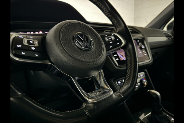 Volkswagen Tiguan 1.5 TSI R-Line Black Edition Pano Virtual Carplay NAP