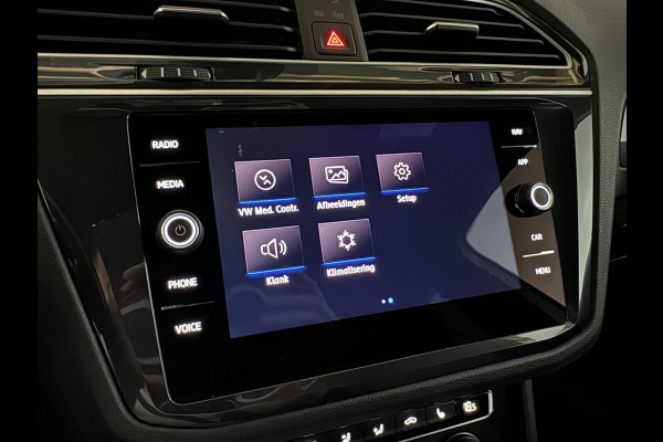 Volkswagen Tiguan 1.5 TSI R-Line Black Edition Pano Virtual Carplay NAP