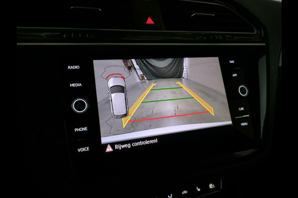 Volkswagen Tiguan 1.5 TSI R-Line Black Edition Pano Virtual Carplay NAP