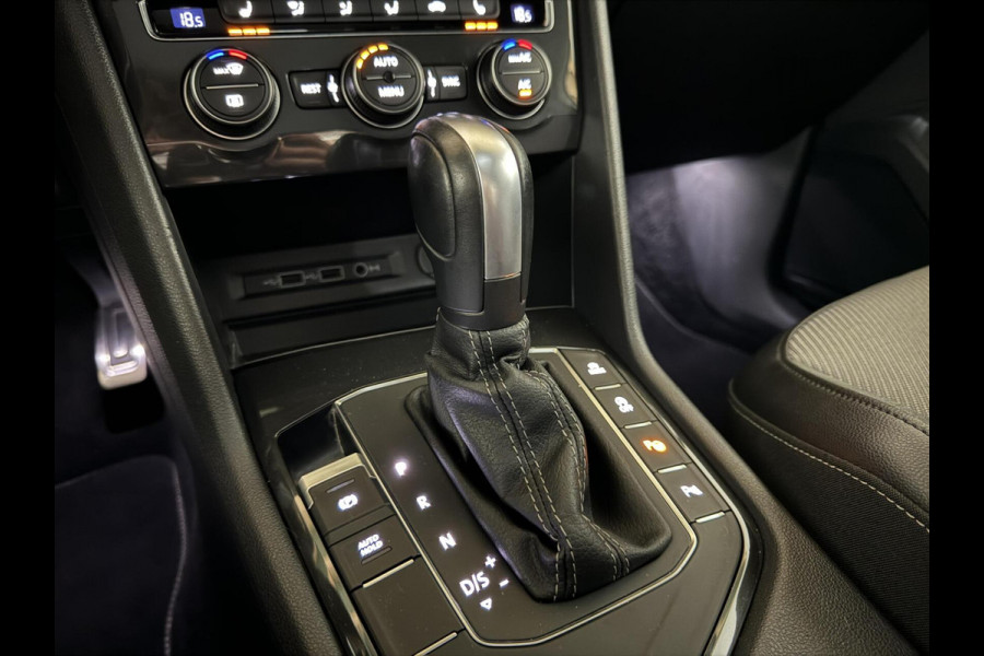 Volkswagen Tiguan 1.5 TSI R-Line Black Edition Pano Virtual Carplay NAP