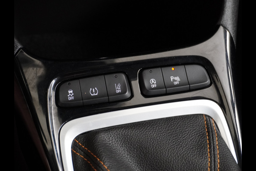 Opel Crossland X T111PK Innovation Navi Apple Carplay Android Auto Ecc Cruise Control PDC Led Intellilink DAB+ ESP Licht-Regensensor Lmv 16" Opel Connect Lane Departure Warning 1.2 Turbo Origineel Nederlandse Auto Dealer Onderhouden EURO 6