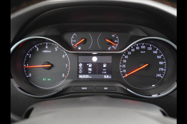 Opel Crossland X T111PK Innovation Navi Apple Carplay Android Auto Ecc Cruise Control PDC Led ESP Licht-Regensensor Lmv 16" Lane Departure Warning 1.2 Turbo