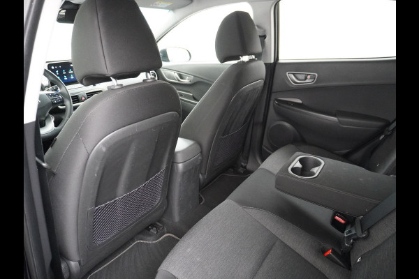 Hyundai Kona EV 64kWh Camera Apple Carplay/Android Auto Navi Adaptive Cruise Camera HUD Trekhaak Pdc-V+A 17"LM Lane Assist Blind Spot Monitor FCA Keyless Led Etms systeem Forward Collision-Avoidance Assist Highway assist sys Origineel NLse auto,  garantie op accu 06-07-2028/160.000km