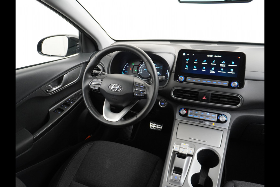 Hyundai Kona EV 64kWh Camera Apple Carplay/Android Auto Navi Adaptive Cruise Camera HUD Trekhaak Pdc-V+A 17"LM Lane Assist Blind Spot Monitor FCA Keyless Led Etms systeem Forward Collision-Avoidance Assist Highway assist sys Origineel NLse auto,  garantie op accu 06-07-2028/160.000km