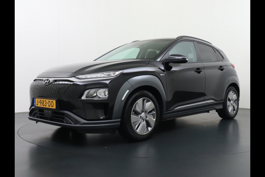 Hyundai Kona EV 64kWh Camera Apple Carplay/Android Auto Navi Adaptive Cruise Camera HUD Trekhaak Pdc-V+A 17"LM Lane Assist Blind Spot Monitor FCA Keyless Led Etms systeem Forward Collision-Avoidance Assist Highway assist sys Origineel NLse auto,  garantie op accu 06-07-2028/160.000km