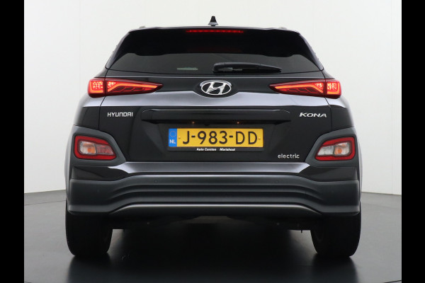 Hyundai Kona EV 64kWh Camera Apple Carplay/Android Auto Navi Adaptive Cruise Camera HUD Trekhaak Pdc-V+A 17"LM Lane Assist Blind Spot Monitor FCA Keyless Led Etms systeem Forward Collision-Avoidance Assist Highway assist sys Origineel NLse auto,  garantie op accu 06-07-2028/160.000km