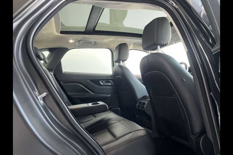 Jaguar F-Pace 2.0t AWD Prem Edition Panorama DAK / Leder Camera