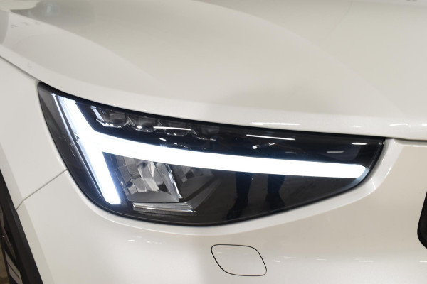 Volvo XC40 T5 262PK Automaat Recharge Ultimate Dark / Adaptieve Cruisecontrol / Elektr. schuifdak / Leer / Stoelverwarming / Stuurverwarming / Elektrische Stoelen / Trekhaak / Elektr. achterklep / Harman Kardon / 360 graden camera