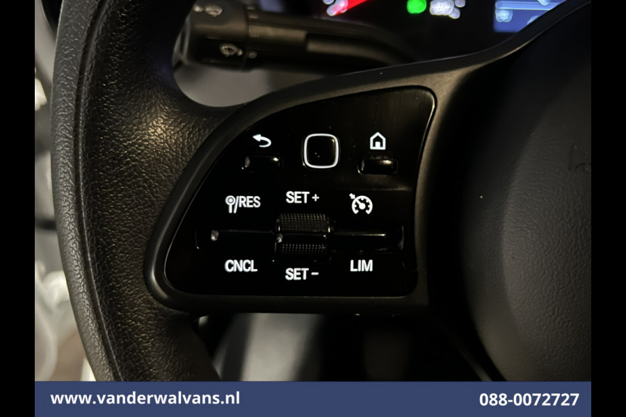 Mercedes-Benz Sprinter 315 CDI 150pk L3H2 Euro6 Airco | 360 graden Camera | Navigatie | Apple Carplay | Android Auto | Cruisecontrol Stoelverwarming, Chauffeursstoel, Parkeersensoren, Bijrijdersbank