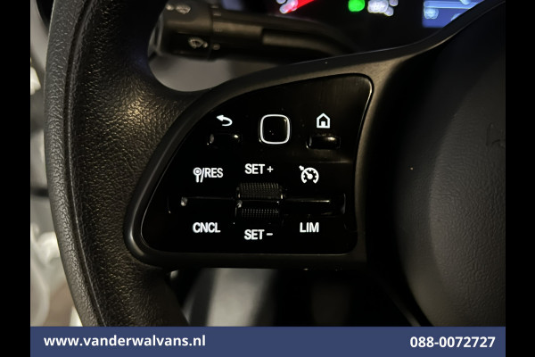 Mercedes-Benz Sprinter 315 CDI 150pk L3H2 Euro6 Airco | 360 graden Camera | Navigatie | Apple Carplay | Android Auto | Cruisecontrol Stoelverwarming, Chauffeursstoel, Parkeersensoren, Bijrijdersbank