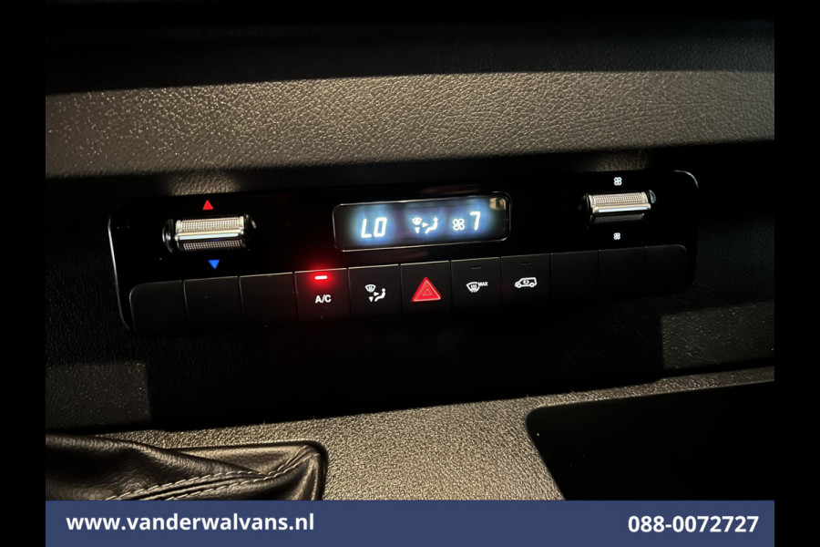Mercedes-Benz Sprinter 315 CDI 150pk L3H2 Euro6 Airco | 360 graden Camera | Navigatie | Apple Carplay | Android Auto | Cruisecontrol Stoelverwarming, Chauffeursstoel, Parkeersensoren, Bijrijdersbank