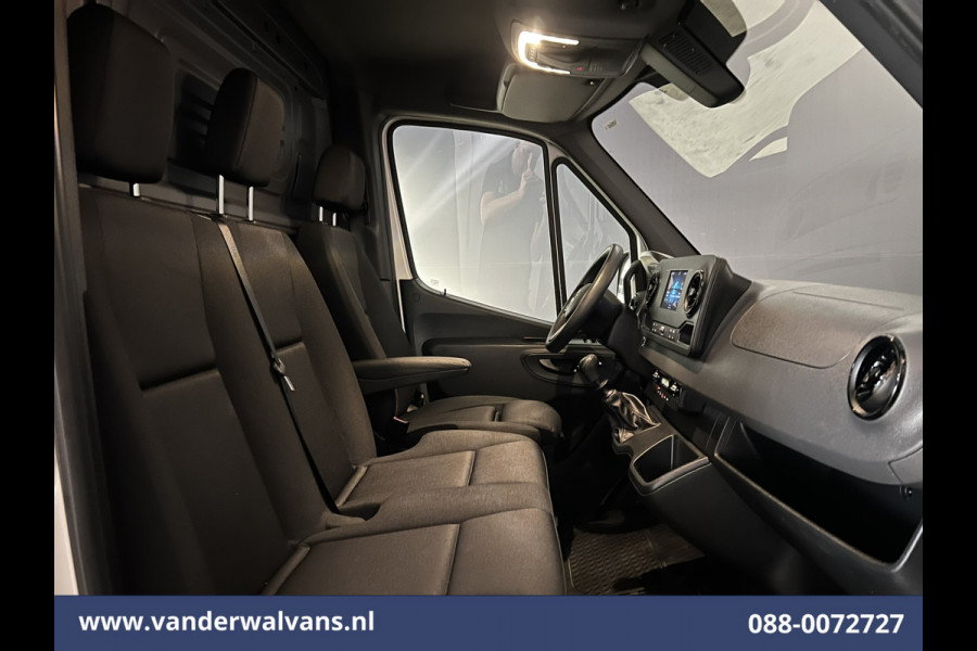 Mercedes-Benz Sprinter 315 CDI 150pk L3H2 Euro6 Airco | 360 graden Camera | Navigatie | Apple Carplay | Android Auto | Cruisecontrol Stoelverwarming, Chauffeursstoel, Parkeersensoren, Bijrijdersbank