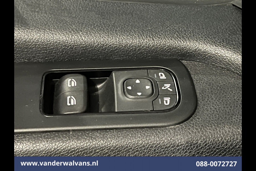 Mercedes-Benz Sprinter 315 CDI 150pk L3H2 Euro6 Airco | 360 graden Camera | Navigatie | Apple Carplay | Android Auto | Cruisecontrol Stoelverwarming, Chauffeursstoel, Parkeersensoren, Bijrijdersbank