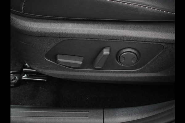 Kia Sportage 1.6 T-GDi Plug-in Hybrid AWD DynamicPlusLine Climate control Adaptieve cruise control Achteruitrij camera Parkeersensoren Keyless LED Verwarmde voorstoelen Stuurwiel verwarmd Apple Carplay/ Android Auto
