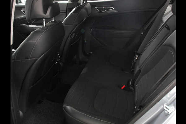Kia Sportage 1.6 T-GDi Plug-in Hybrid AWD DynamicPlusLine Climate control Adaptieve cruise control Achteruitrij camera Parkeersensoren Keyless LED Verwarmde voorstoelen Stuurwiel verwarmd Apple Carplay/ Android Auto