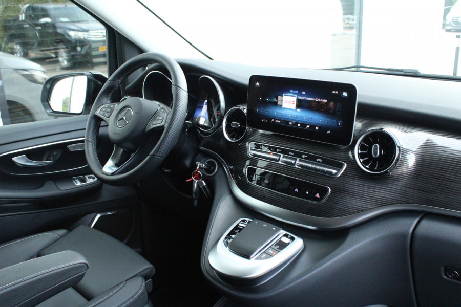 Mercedes-Benz V-Klasse 300d / XXL / DC / 4-Matic / 2x Elec Schuifdeur / 360 Camera / Burmester / Vol Opties / NIEUWSTAAT