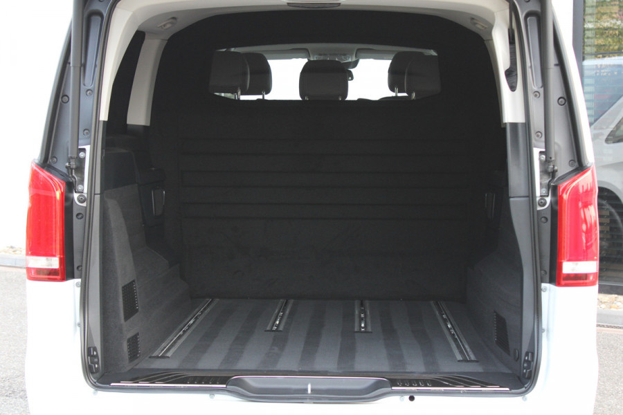 Mercedes-Benz V-Klasse 300d / XXL / DC / 4-Matic / 2x Elec Schuifdeur / 360 Camera / Burmester / Vol Opties / NIEUWSTAAT
