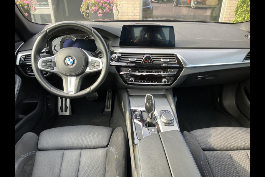 BMW 5 Serie 520i | M-Sport | Trekhaak | All-in prijs