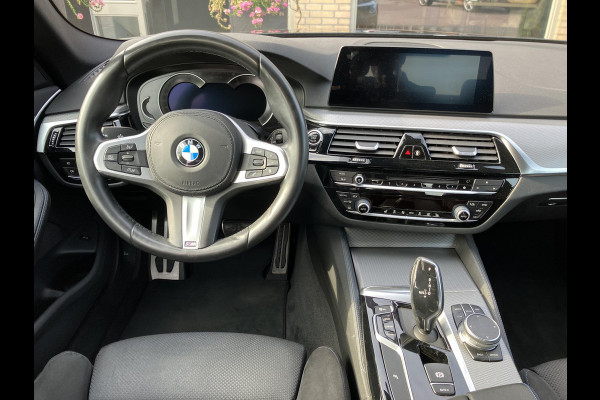 BMW 5 Serie 520i | M-Sport | Trekhaak | All-in prijs