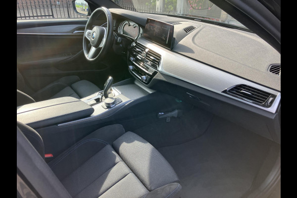 BMW 5 Serie 520i | M-Sport | Trekhaak | All-in prijs