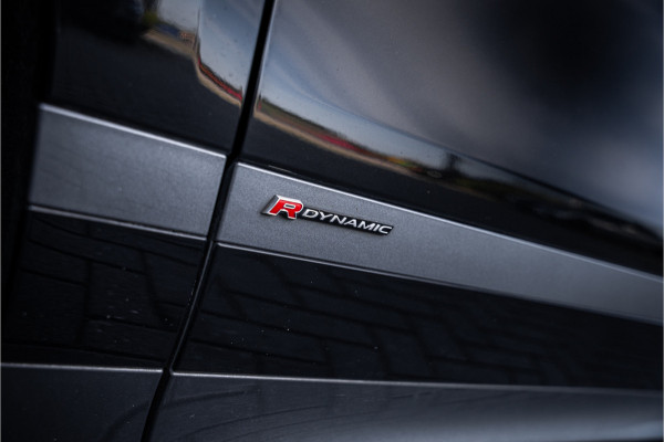 Land Rover Range Rover Evoque 2.0 P200 AWD R-Dynamic S - Panorama | Meridian | Keyless | Camera