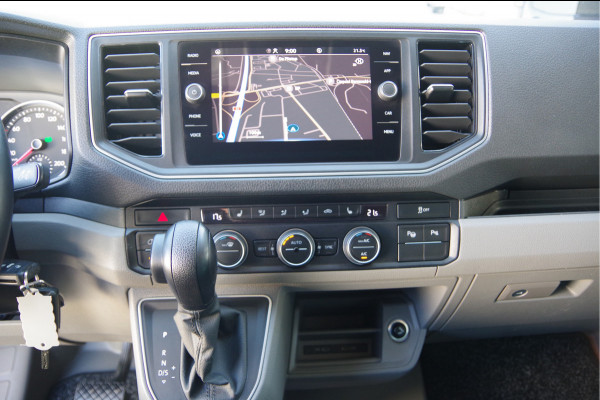 Volkswagen Crafter 35 2.0 TDI L3H2 EXCLUSIVE 177PK AUT. LED, LEDER, TREKHAAK, ADAPT. CRUISE, STOELVERWARMING, CAMERA, NAVI, NL AUTO, NAP