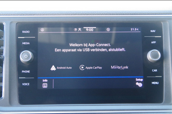 Volkswagen Crafter 35 2.0 TDI L3H2 EXCLUSIVE 177PK AUT. LED, LEDER, TREKHAAK, ADAPT. CRUISE, STOELVERWARMING, CAMERA, NAVI, NL AUTO, NAP