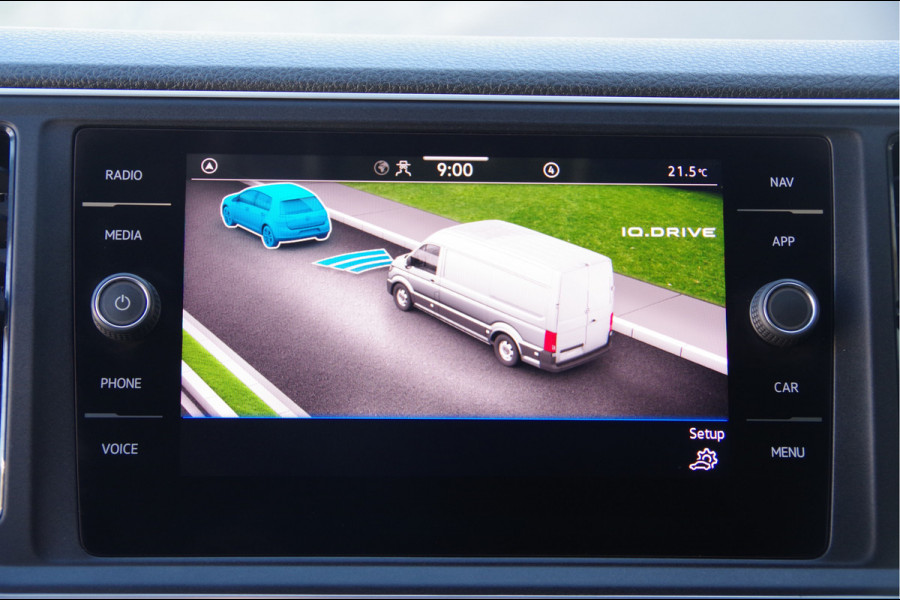 Volkswagen Crafter 35 2.0 TDI L3H2 EXCLUSIVE 177PK AUT. LED, LEDER, TREKHAAK, ADAPT. CRUISE, STOELVERWARMING, CAMERA, NAVI, NL AUTO, NAP