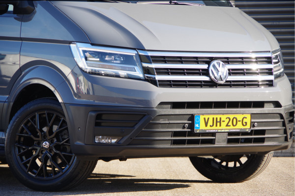 Volkswagen Crafter 35 2.0 TDI L3H2 EXCLUSIVE 177PK AUT. LED, LEDER, TREKHAAK, ADAPT. CRUISE, STOELVERWARMING, CAMERA, NAVI, NL AUTO, NAP