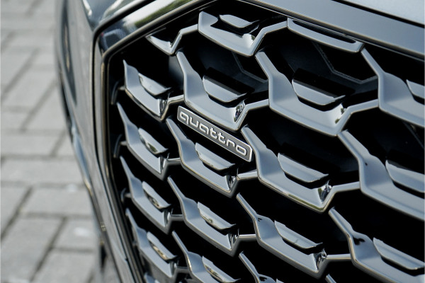 Audi Q5 Sportback 50 TFSI e S edition Pano Luchtvering Matrix 21" 1e Eig Ori NL
